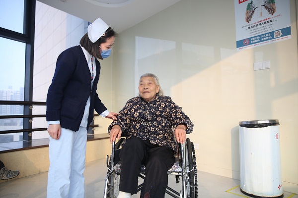 ���������\�l(f��)չ�ƵZ�^�M(j��n)�V��ƪ