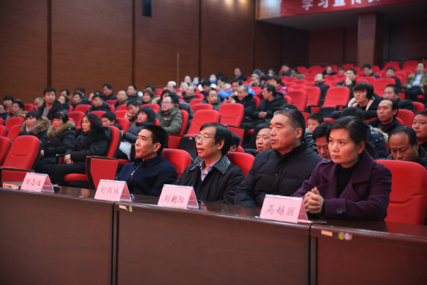 ���x����һ��ͬ����Ժ�ɹ��_չ2018�t(y��)���´�(li��n)�x��