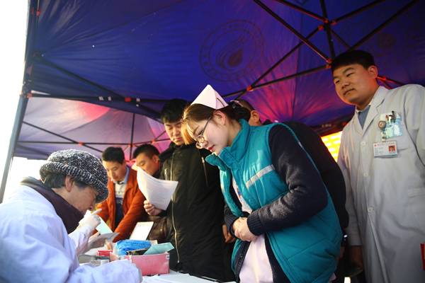 ��Ժ�e�O푑����l(w��i)Ӌί̖�ٽM���t(y��)�չ����ˆT�_չ�o���IѪ���