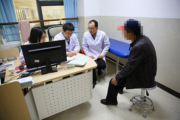 �֗��������t(y��)������Ժ��(n��i)���T�\�\��