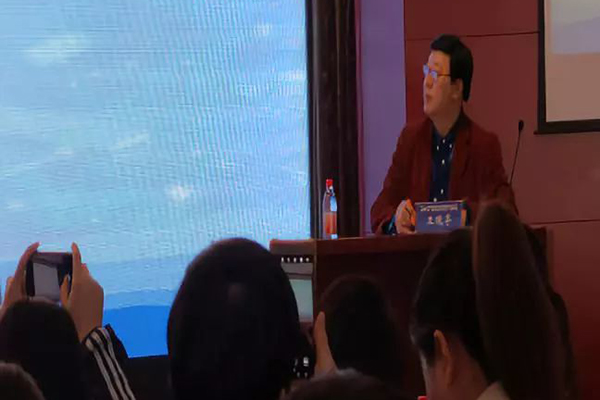 15�q�к���Σ��Ժ�Fꠅf(xi��)����(chu��ng)�¼��g���������r����