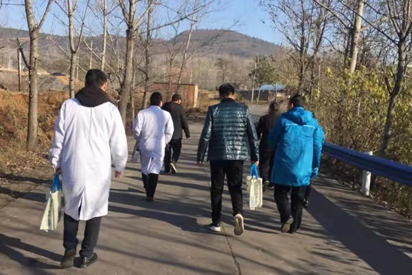 ��Ժ�_չ�����c�����������s��ͥ�������(w��)���зּ��\��؟(z��)