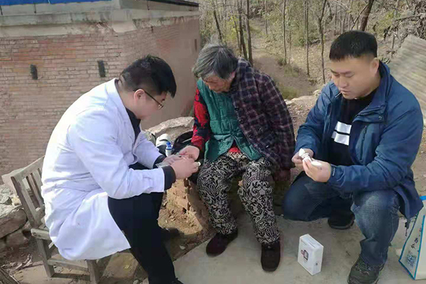 ��Ժ�_չ�����c�����������s��ͥ�������(w��)���зּ��\��؟(z��)