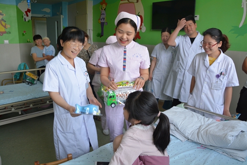 �옷��һ�c�������Ժ�����e�k�ͶY��Iף�����