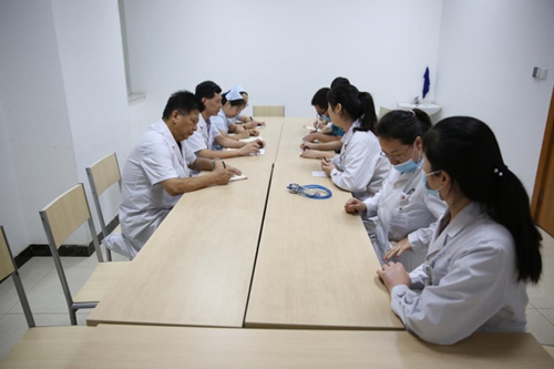 ���c�ݾ��ˆT�ڼ��\��ʾ�����M(j��n)���ݾ����Y(ji��)