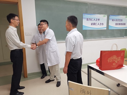 ��Ժ�I(l��ng)��(d��o)���﹝(ji��)����ο��סԺ���߼�ֵ���t(y��)��(w��)�ˆT