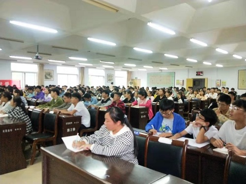 �＾���΂�Ⱦ����Ժ������(n��i)�ƽ��������MУ�@��