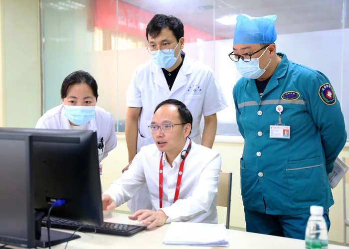 ЇʹČҽMꖳt(y)ԺʹĬF(xin)˲AM