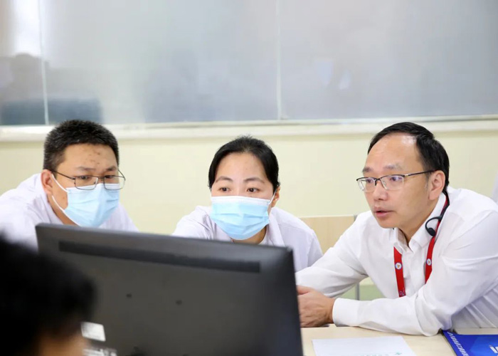 ЇʹČҽMꖳt(y)ԺʹĬF(xin)˲AM