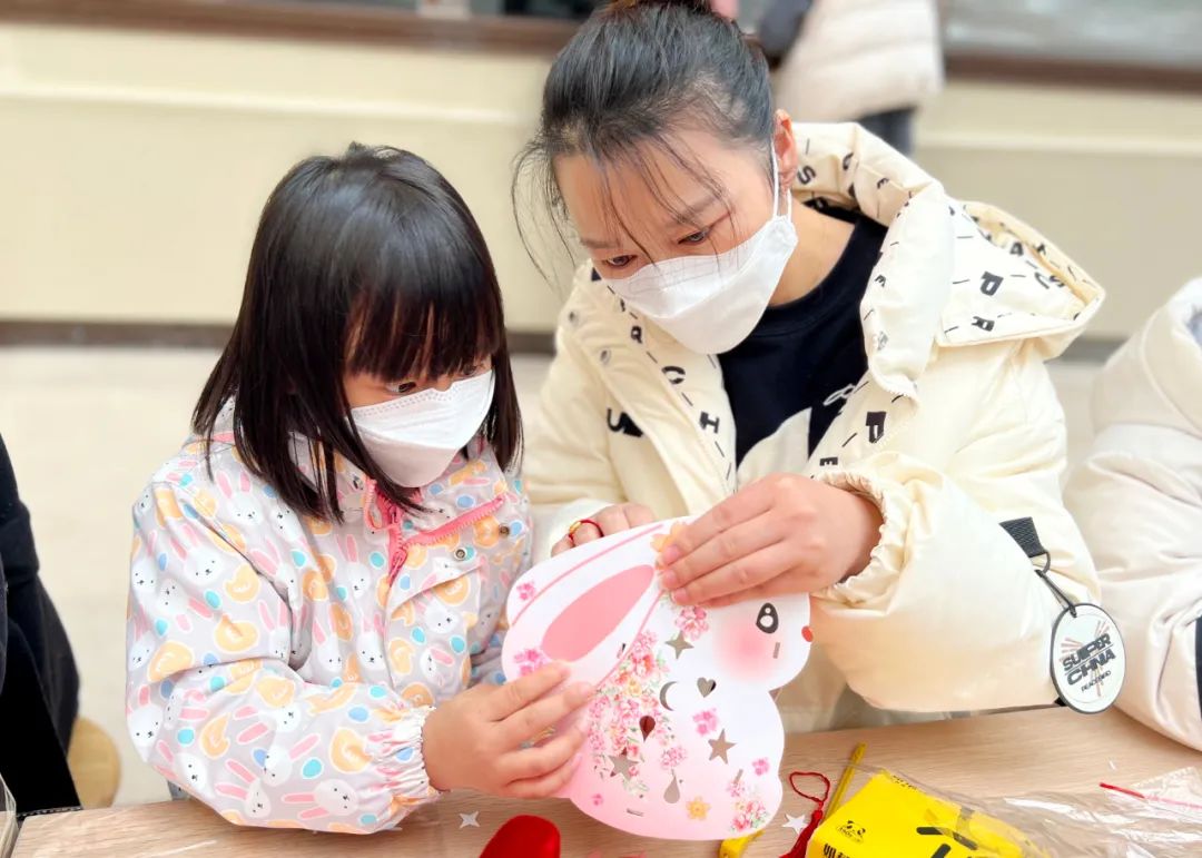 ꖳt(y)ԺekcףԪѹ(ji)ϵĻ(dng)