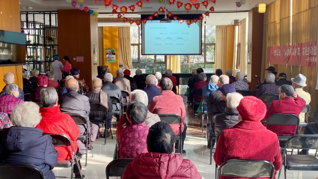 33cмs ҊδA(y)_ʼꖳt(y)Ժʺơ푡۶M(jn)