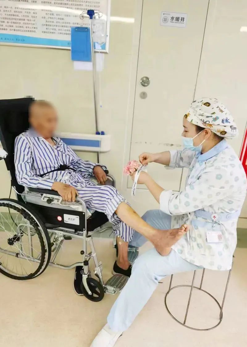 ˣȥB(yng)Ժ@һ·fB(yng)Ϸʽ߀l(shu)֪