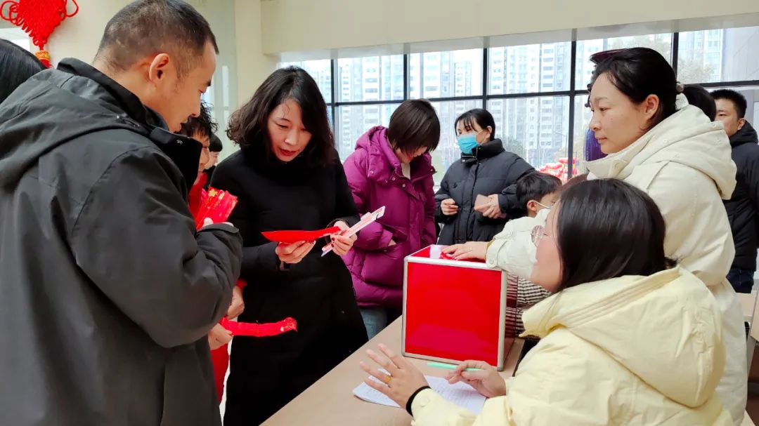 iͶȦȦ......c㡰t(y)[Ԫcѹ(ji) ʮ^ A ϲcĴ(ji)߀qδM[ԪP(yng)(yu)y(tng)ĻSĻ(gu)Ct(y)P(gun)ϵIgϲc͵Ĺ(ji)շՇꖳt(y)Ժ223磬t(y)ԺT\һǴdekԡggϲϲ[Ԫ,t(y)ͬcѹ(ji)}ϵĻ(dng)O(sh)вi^(q)ͶȦȦ(g)^(q)ÿ(g)(dng)^(q)^(dng)׌Ԫ(ji)ӳMxʽС      Ԫ(ji)i       iȤ[Ƿ(dng)F(xin)tğ\(ni)SͨȤi͸ζԺ߼ҌٴxScv㸂ȿֺؿi桢iףеĿ˼еZеĻȻ_ʣr(sh)^Ӷr(sh)gȸS(g)(g)dȤȻr(sh)l(f)gЦͬw(yn)iĘȤ          @(g)i֪ҿʲô......ڴҵһ(g)(g)i׽B   ջ(dng)Ҏ(gu)tПiˆTɅcһγ骄(jing)oժ(jing)һ(hu)骄(jing)^(q)LI(lng)YƷġߡ_˻ɃɻF(xin)fļԒMĹ(ji)飬ʼKg͡ϲcĹ(ji)շՇ    Ԫ(ji)Ͷ         Ͷء{ءcCԢµһǸRTͶجF(xin)SSԇ݆ÿ10֧𣬜(zhn)(zhn)ء(dng)һǳһööڿЄ^ˣ(ni)ĚggЦȲ               ջ(dng)Ҏ(gu)tK(j)ͶͶД(sh)(jing)(l)(yng)(sh)ȦٵȦ^(q)xԼϲgĪ(jing)ƷM(jn)ȦȦһЎׂ(g)(jing)ƷI(lng)ȡׂ(g)δеĿ^m(x)(du)?wi)Ͷءڻ?dng)б˴˽Ͷؼʹի@ϲ(ji)շՇ֟   Ԫ(ji)ȦȦ        ȦȦBm(x)궼ܴҵϲڡȦ(dng)^(q)(du)(g)(g)d²ʮվλֳȦ(zhn)Ŀ(bio)ֿ(zhn)Ŀ(bio)ʹ┵(sh)һc(din)(zhn)pһc(din)ӡֻҊcȫ؞ע^ˆTҲ̲סָ](zhn)һ(g)(g)ȦڿЄ^Ц˷(g)(dng)F(xin)ҴgB(gu)ɪ(d)صL(fng)ƴ\(yn)⣬ȼլMĿĪ(jing)Ʒһ(g)(g)m(x)I(lng)ҲH˶YƷ߀˺Ȳʺ͚g                 ]뵽סt(y)Ժ߀υӲiͶȦ(dng)Ht(y)o(h)ˆTͬcΑ߀ի@˺ܶྫ(jing)Ʒt(y)ԺҲܸܵԪ(ji)Ě_ġһλסԺf c߂ʾǳϲg@NʽĻ(dng)Փt(y)Ժϰ߀t(y)Ժ\ģܸܵ˂y(tng)ĻĪ(d)Ҳӏ(qing)t(y)Ĝͨ˱˴֮gľxښgЦZж^һ(g)(d)صԪѹ(ji)  Ԫ֮ʼKr(sh) µһµ_ʼµĆ ׌҂ӭů_ ڴ ꖳt(y)ԺףԪ(ji)옷