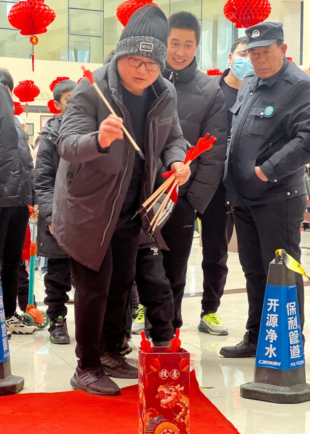 iͶȦȦ......c㡰t(y)[Ԫcѹ(ji) ʮ^ A ϲcĴ(ji)߀qδM[ԪP(yng)(yu)y(tng)ĻSĻ(gu)Ct(y)P(gun)ϵIgϲc͵Ĺ(ji)շՇꖳt(y)Ժ223t(y)ԺT\һǴdekԡggϲϲ[Ԫ,t(y)ͬcѹ(ji)}ϵĻ(dng)O(sh)вi^(q)ͶȦȦ(g)^(q)ÿ(g)(dng)^(q)^(dng)׌Ԫ(ji)ӳMxʽ      Ԫ(ji)i       iȤ[Ƿ(dng)F(xin)tğ\(ni)SͨȤi棬͸ζԺ߼ҌٴxScv㸂£ȿֺؿiiףеĿ˼еZеĻȻ_r(sh)^Ӷr(sh)gȸS(g)(g)dȤȻr(sh)l(f)gЦͬw(yn)iĘȤ          @(g)i֪ҿʲô......ڴҵһ(g)(g)i׽B   ջ(dng)Ҏ(gu)tПiˆTɅcһγ骄(jing)oժ(jing)һ(hu)骄(jing)^(q)LI(lng)YƷġߡ_˻ɃɻF(xin)fļԒMĹ(ji)飬ʼKg͡ϲcĹ(ji)շՇ    Ԫ(ji)Ͷ         Ͷء{ءcCԢµһǸաRTͶجF(xin)SSԇ݆ÿ10֧(zhn)(zhn)ء(dng)һǳһööڿЄ^ˣ(ni)ĚggЦȲ               ջ(dng)Ҏ(gu)tK(j)ͶͶД(sh)(jing)(l)(yng)(sh)ȦٵȦ^(q)xԼϲgĪ(jing)ƷM(jn)ȦȦһЎׂ(g)(jing)ƷI(lng)ȡׂ(g)δеĿ^m(x)(du)?wi)Ͷءڻ?dng)б˴˽Ͷؼʹի@ϲ(ji)շՇ֟ҡ   Ԫ(ji)ȦȦ        ȦȦBm(x)궼ܴҵϲۡڡȦ(dng)^(q)(du)(g)(g)d²ʮվλֳȦ(zhn)Ŀ(bio)ֿ(zhn)Ŀ(bio)ʹ┵(sh)һc(din)(zhn)pһc(din)ӡֻҊcȫ؞ע^ˆTҲ̲סָ](zhn)һ(g)(g)ȦڿЄ^Ц˷(g)(dng)F(xin)ҴgB(gu)ɪ(d)صL(fng)ƴ\(yn)⣬ȼլMĿĪ(jing)Ʒһ(g)(g)m(x)I(lng)ҲH˶YƷ߀˺Ȳʺ͚g                 ]뵽סt(y)Ժ߀υӲiͶءȦ(dng)Ht(y)o(h)ˆTͬcΑ߀ի@˺ܶྫ(jing)Ʒt(y)ԺҲܸܵԪ(ji)Ě_ġһλסԺf c߂ʾǳϲg@NʽĻ(dng)Փt(y)Ժϰ߀t(y)Ժ\ܸܵ˂y(tng)ĻĪ(d)Ҳӏ(qing)t(y)Ĝͨ˱˴֮gľxښgЦZж^һ(g)(d)صԪѹ(ji)  Ԫ֮ʼKr(sh) µһµ_ʼµĆ ׌҂ӭů_ ڴ ꖳt(y)ԺףԪ(ji)옷