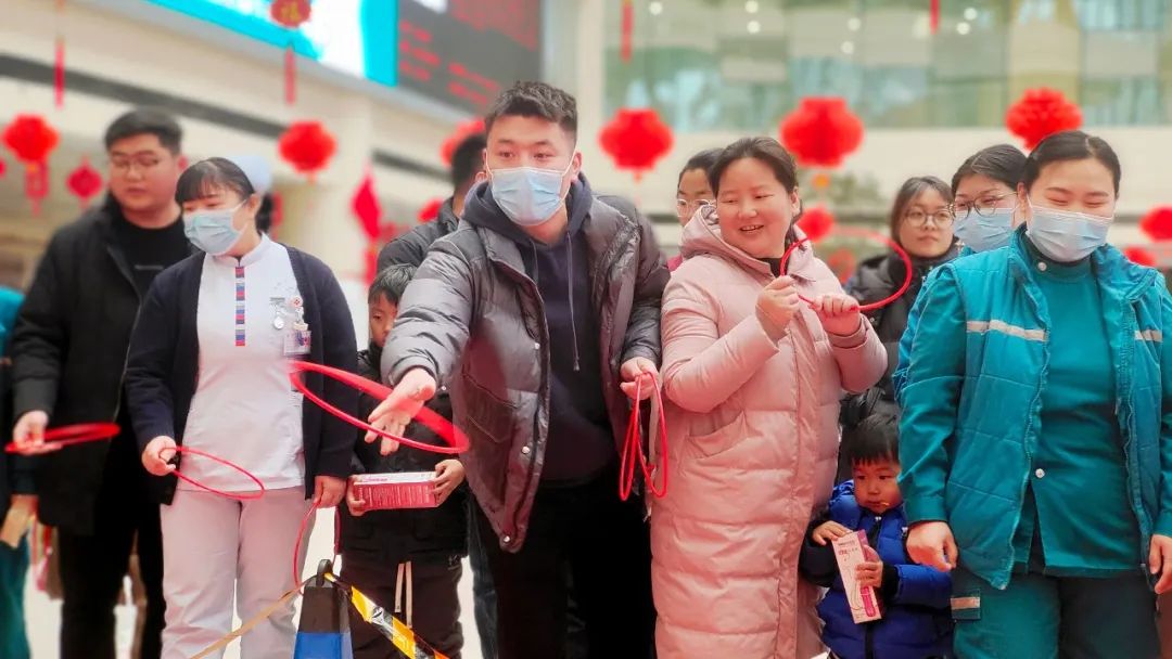 iͶȦȦ......c㡰t(y)[Ԫcѹ(ji) ʮ^ A ϲcĴ(ji)߀qδM[ԪP(yng)(yu)y(tng)ĻSĻ(gu)Ct(y)P(gun)ϵIgϲc͵Ĺ(ji)շՇꖳt(y)Ժ223t(y)ԺT\һǴdekԡggϲϲ[Ԫ,t(y)ͬcѹ(ji)}ϵĻ(dng)O(sh)вi^(q)ͶءȦȦ(g)^(q)ÿ(g)(dng)^(q)^(dng)׌Ԫ(ji)ӳMxʽ      Ԫ(ji)i       iȤ[Ƿ(dng)F(xin)tğ\(ni)SͨȤi͸ζԺ߼ҌٴxScv㸂ȿֺؿi桢iеĿ˼еZеĻȻ_r(sh)^Ӷr(sh)gȸS(g)(g)dȤȻr(sh)l(f)gЦͬw(yn)iĘȤ          @(g)i֪ҿʲô......ڴҵһ(g)(g)i׽B   ջ(dng)Ҏ(gu)tПiˆTɅcһγ骄(jing)oժ(jing)һ(hu)骄(jing)^(q)LI(lng)YƷġߡ_˻ɃɻF(xin)죬fļԒMĹ(ji)ʼKg͡ϲcĹ(ji)շՇ    Ԫ(ji)Ͷ         Ͷء{ءcCԢµһ꣬ǸRTͶجF(xin)SSԇ݆ÿ10֧(zhn)(zhn)ء(dng)һǳɣһööڿЄ^ۣˣ(ni)ĚggЦȲࡣ               ջ(dng)Ҏ(gu)tK(j)ͶͶД(sh)(jing)(l)(yng)(sh)ȦٵȦ^(q)xԼϲgĪ(jing)ƷM(jn)ȦȦһЎׂ(g)(jing)ƷI(lng)ȡׂ(g)δеĿ^m(x)(du)?wi)Ͷڻ?dng)б˴˽Ͷؼɣʹի@ϲ(ji)շՇ֟   Ԫ(ji)ȦȦ        ȦȦBm(x)궼ܴҵϲڡȦ(dng)^(q)(du)(g)(g)d²ʮվλáֳȦ(zhn)Ŀ(bio)ֿ(zhn)Ŀ(bio)ʹ┵(sh)һc(din)(zhn)pһc(din)ӡֻҊcȫ؞ע^ˆTҲ̲סָ](zhn)һ(g)(g)ȦڿЄ^Ц˷(g)(dng)F(xin)ҴgB(gu)ɪ(d)صL(fng)ƴ\(yn)ȼɣլMĿĪ(jing)Ʒһ(g)(g)m(x)I(lng)ҲH˶YƷ߀˺Ȳʺ͚g                 ]뵽סt(y)Ժ߀υӲiͶȦ(dng)Ht(y)o(h)ˆTͬcΑ߀ի@˺ܶྫ(jing)Ʒt(y)ԺҲܸܵԪ(ji)Ěգ_ġһλסԺf c߂ʾǳϲg@NʽĻ(dng)Փt(y)Ժϰģ߀t(y)Ժ\ܸܵ˂y(tng)ĻĪ(d)Ҳӏ(qing)t(y)Ĝͨ˱˴֮gľxښgЦZж^һ(g)(d)صԪѹ(ji)  Ԫ֮ʼKr(sh) µһµ_ʼµĆ ׌҂ӭů_ ڴ ꖳt(y)ԺףԪ(ji)옷